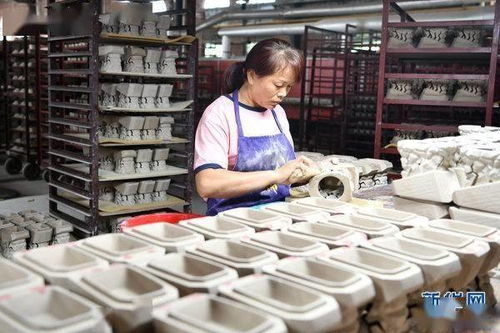 湖北通城 青年返乡创业潮，传统陶瓷工艺品惊艳海外